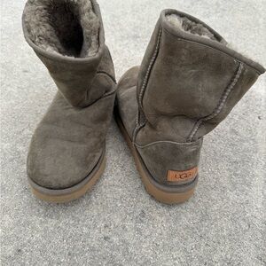 UGG Classic Tan Shearling Boots